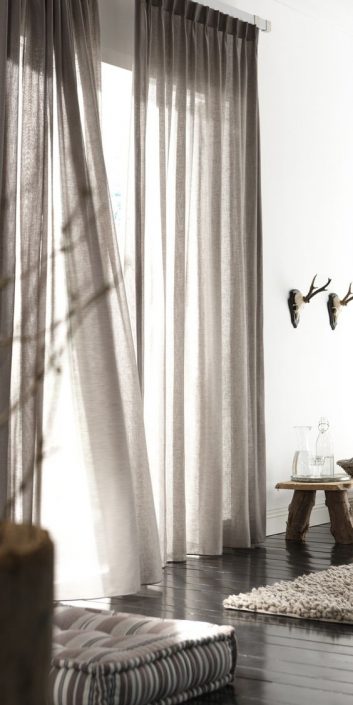 Window-Decoration-2